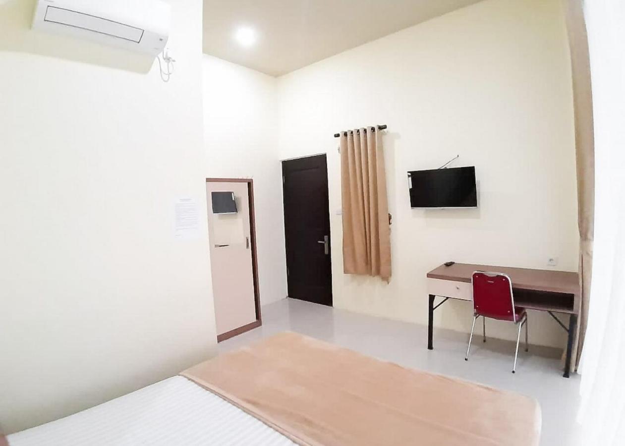 Hotel Reddoorz Syariah Near Transmart Jambi 2 à Palmerah Extérieur photo